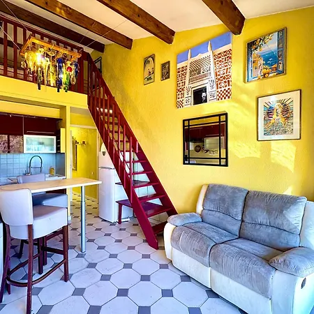 Loft Vue Avec Terrasse Privee — Quartier Port Vauban, | 2 Min Gare | Plages A Pied * Antibes