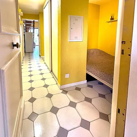 Loft Vue Avec Terrasse Privee — Quartier Port Vauban, | 2 Min Gare | Plages A Pied * Antibes