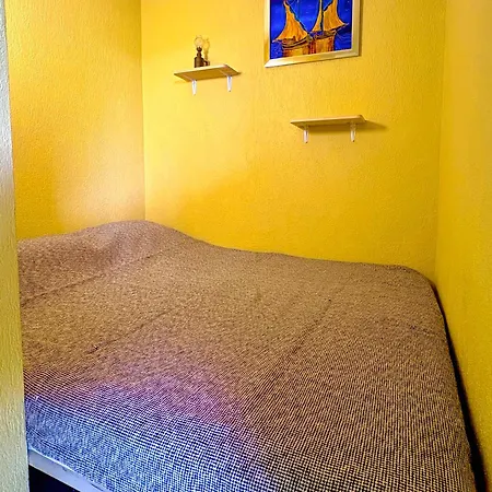Loft Vue Avec Terrasse Privee — Quartier Port Vauban, | 2 Min Gare | Plages A Pied *
