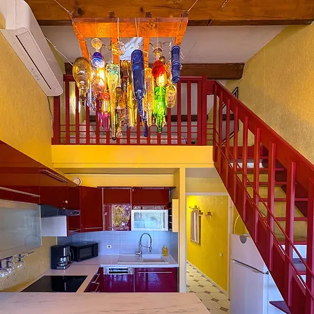 Loft Vue Avec Terrasse Privee — Quartier Port Vauban, | 2 Min Gare | Plages A Pied *